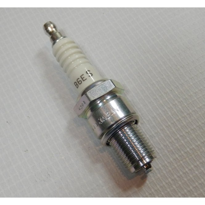 NGK Genuine Spark Plugs B6ES Fits BSA, Ariel, AJS / Matchless, Norton