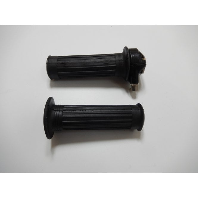 Standard 7/8" Twistgrip & Matching Grip Set for Classic Motorcycle With Cable Adjuster