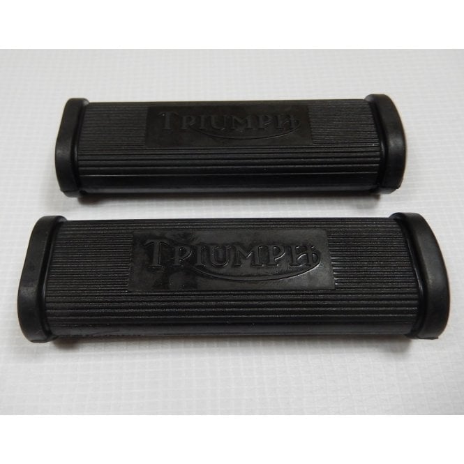 Triumph Pillion Footrest Rubbers With Logo for Classic Motorcycle OEM No 82-1695