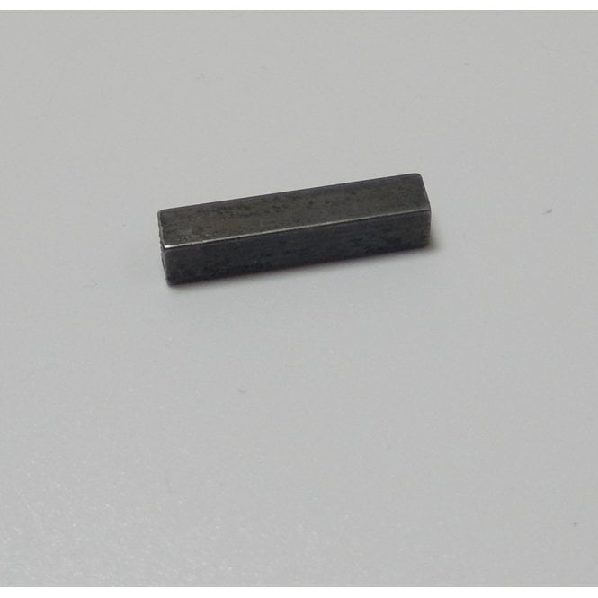 Triumph T100, T120 Alternator Rotor Shaft Key OEM No 71-0082, 73-3974 UK Made 